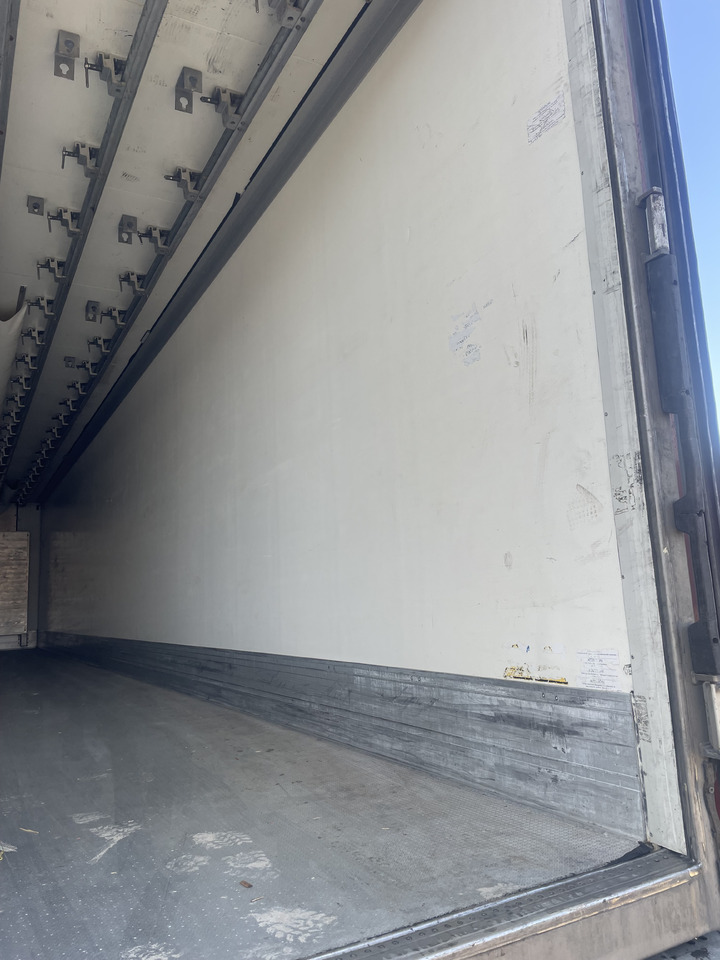 SCHMITZ SKO24 Thermoking SLX300 - סמיטריילר עם קירור: תמונה 5 SCHMITZ SKO24 Thermoking SLX300 - סמיטריילר עם קירור: תמונה 5