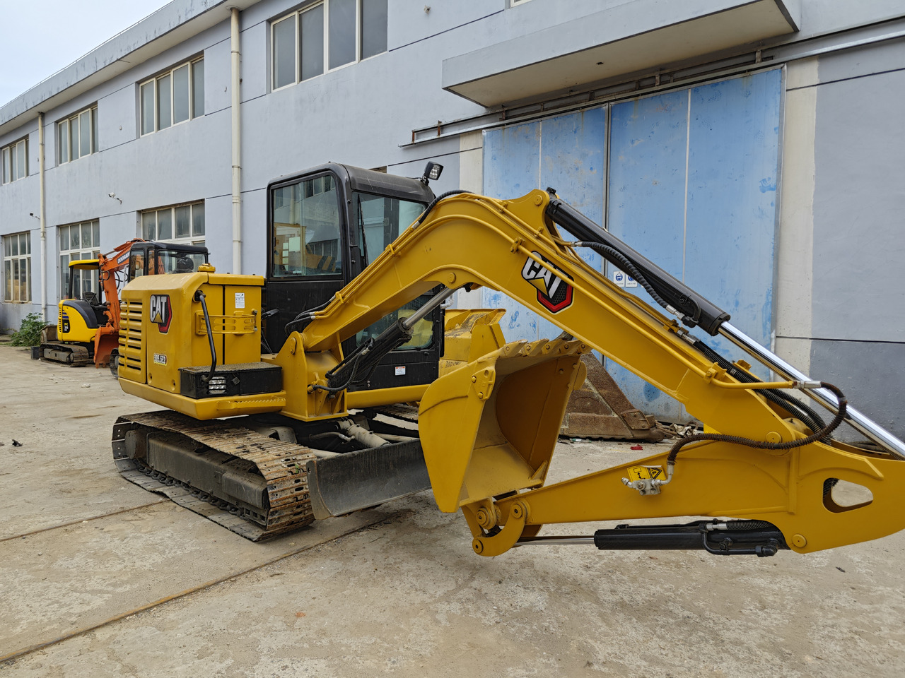 CATERPILLAR 305.5E - מיני מחפר: תמונה 2 CATERPILLAR 305.5E - מיני מחפר: תמונה 2
