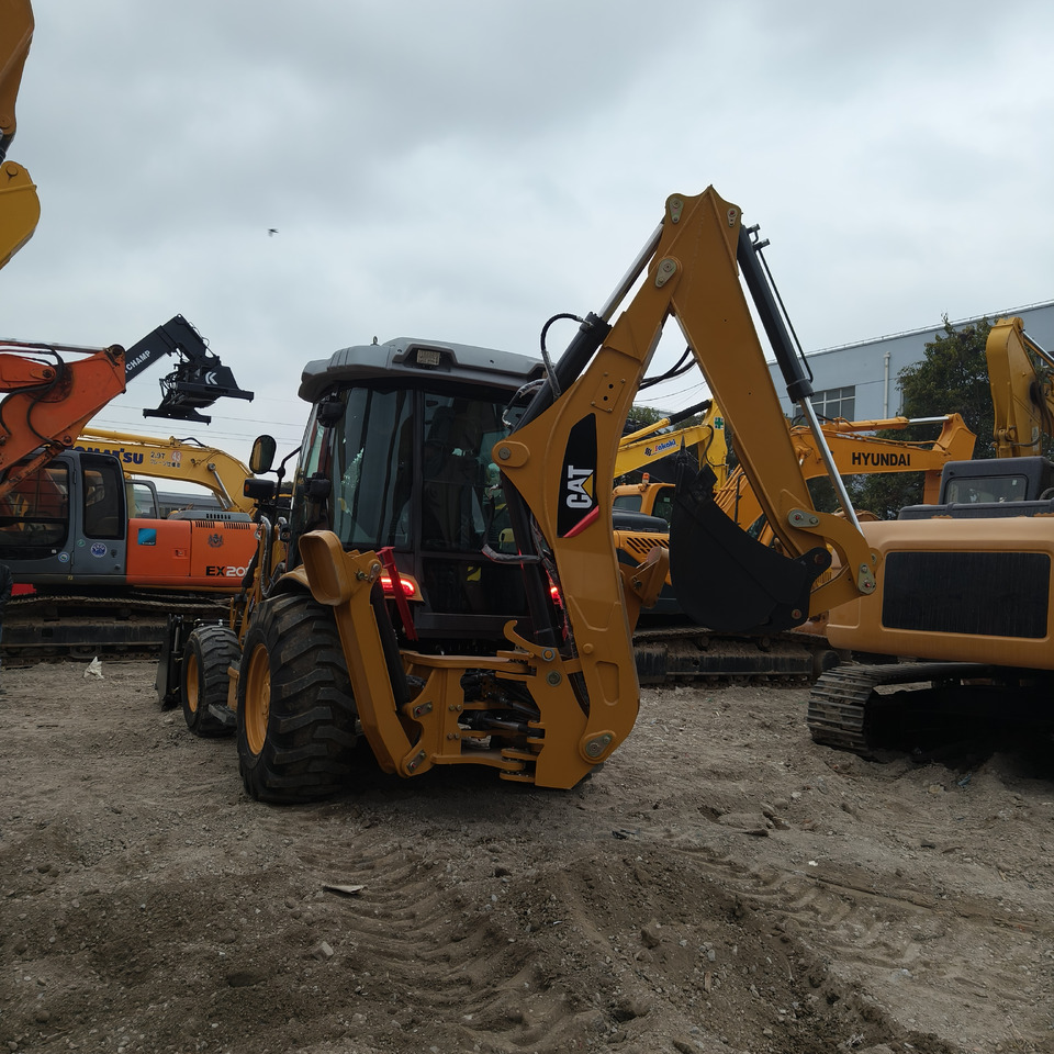 CATERPILLAR 420F - מחפרון: תמונה 3 CATERPILLAR 420F - מחפרון: תמונה 3