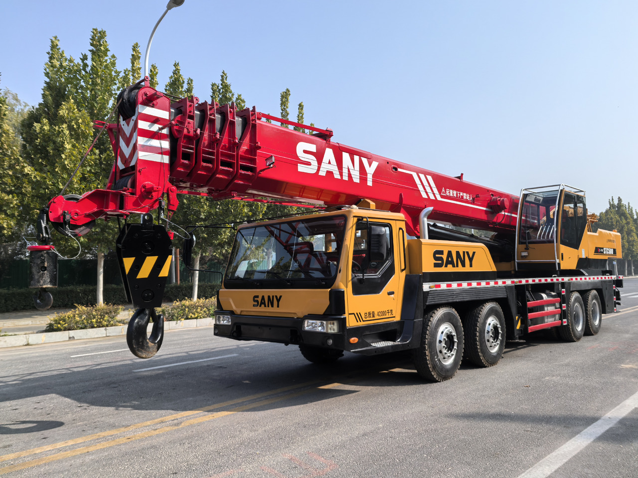 SANY STC500 truck crane - עגורן נייד: תמונה 1 SANY STC500 truck crane - עגורן נייד: תמונה 1