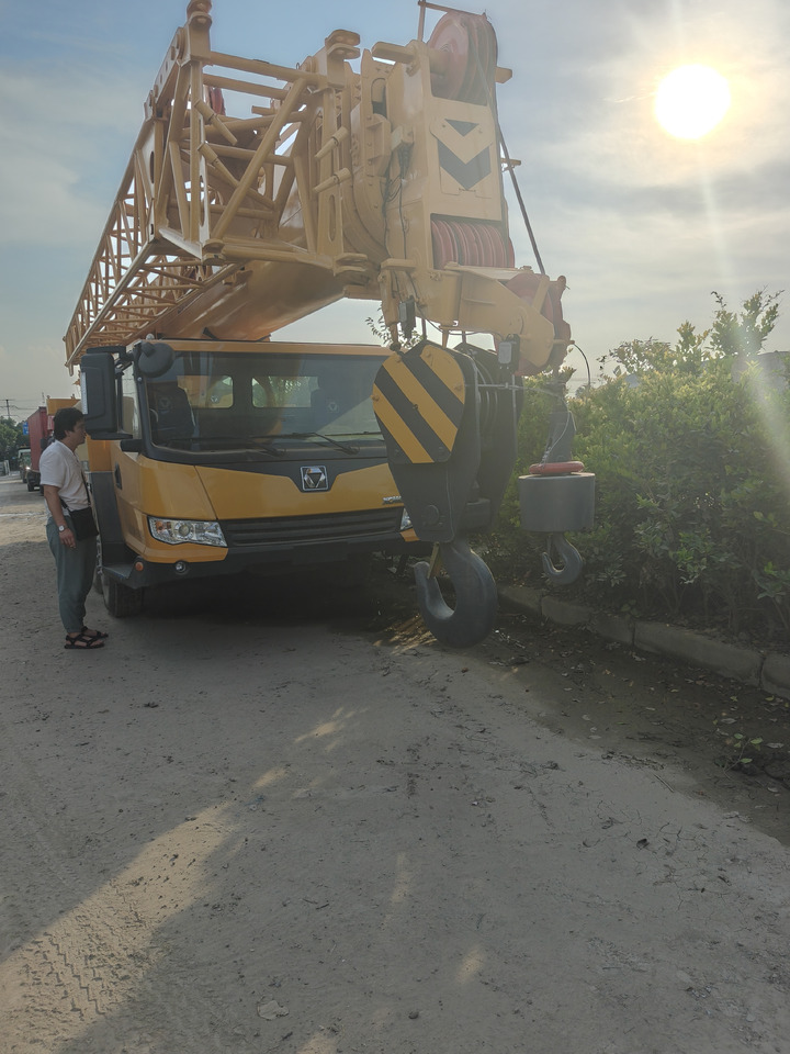 XCMG QY70KC QY70K Used crane - עגורן נייד: תמונה 4 XCMG QY70KC QY70K Used crane - עגורן נייד: תמונה 4