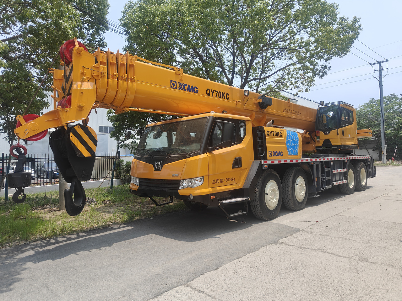 XCMG QY70KC - עגורן נייד: תמונה 3 XCMG QY70KC - עגורן נייד: תמונה 3