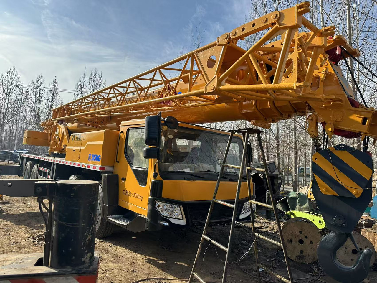 XCMG QY70K - עגורן נייד: תמונה 3 XCMG QY70K - עגורן נייד: תמונה 3