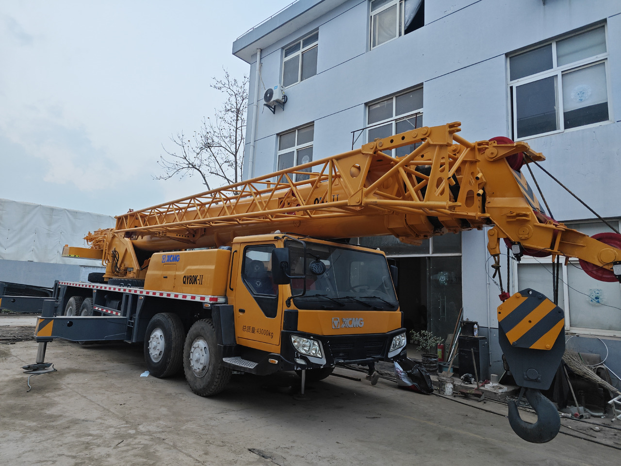 XCMG QY80K 80T TRUCK CRANE - עגורן נייד: תמונה 5 XCMG QY80K 80T TRUCK CRANE - עגורן נייד: תמונה 5