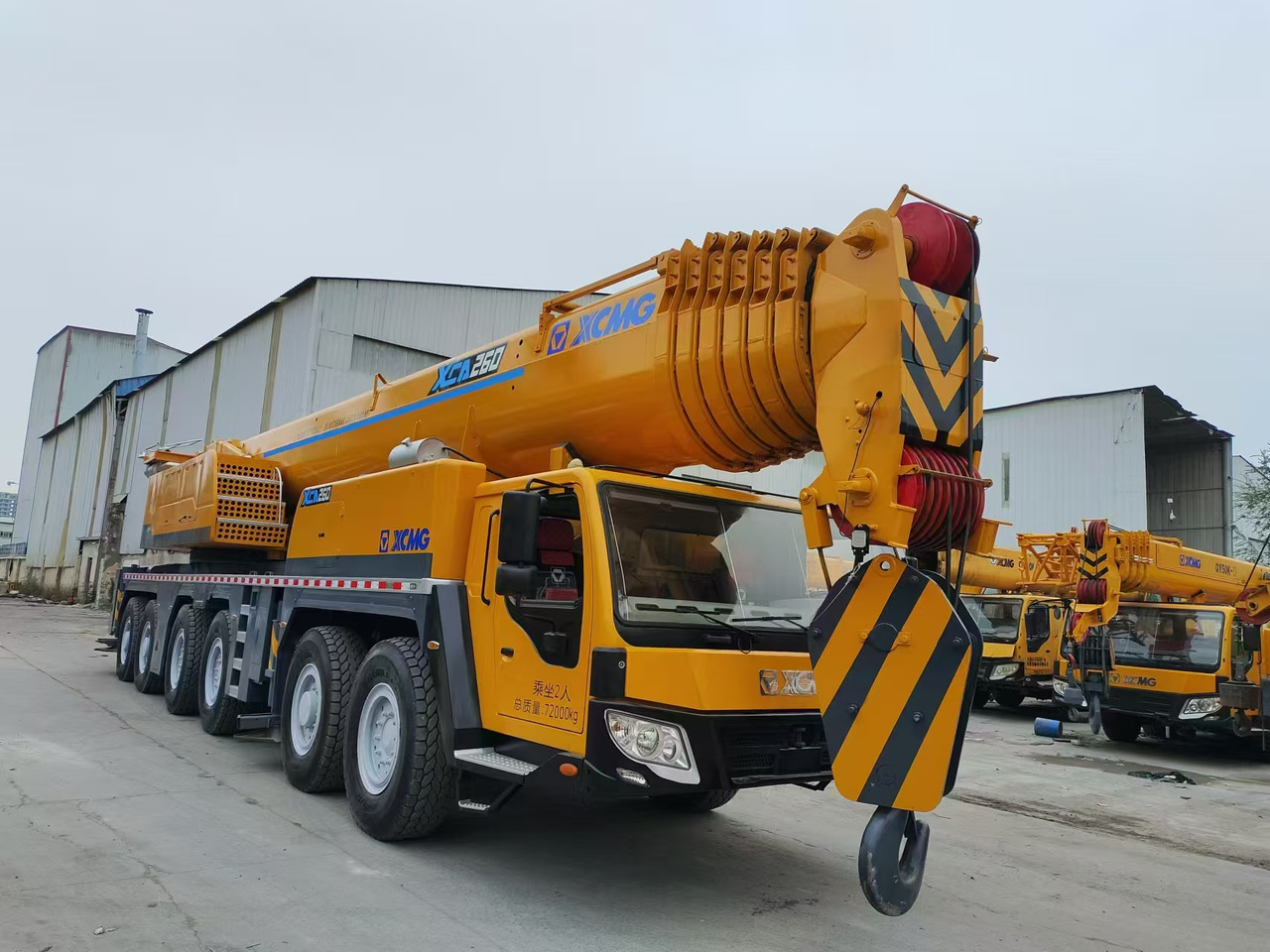 XCMG XCA260 260TON TRUCK CRANE - עגורן נייד: תמונה 3 XCMG XCA260 260TON TRUCK CRANE - עגורן נייד: תמונה 3