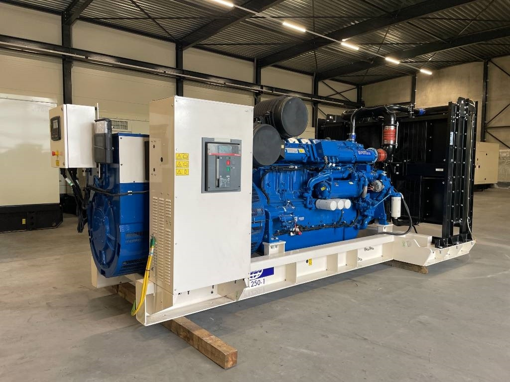 FG Wilson P1250-1 - 1250 kVA Surplus Genset - DPX-25089 - ערכת גנרטורים: תמונה 2 FG Wilson P1250-1 - 1250 kVA Surplus Genset - DPX-25089 - ערכת גנרטורים: תמונה 2