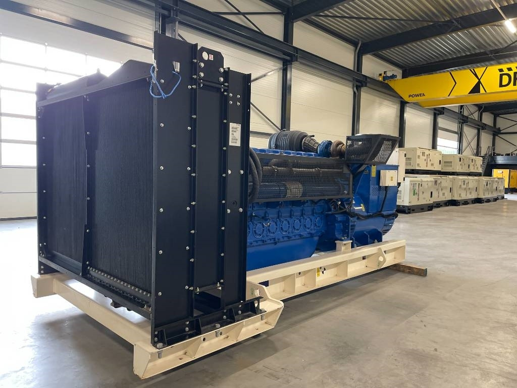 FG Wilson P1250-1 - 1250 kVA Surplus Genset - DPX-25089 - ערכת גנרטורים: תמונה 4 FG Wilson P1250-1 - 1250 kVA Surplus Genset - DPX-25089 - ערכת גנרטורים: תמונה 4