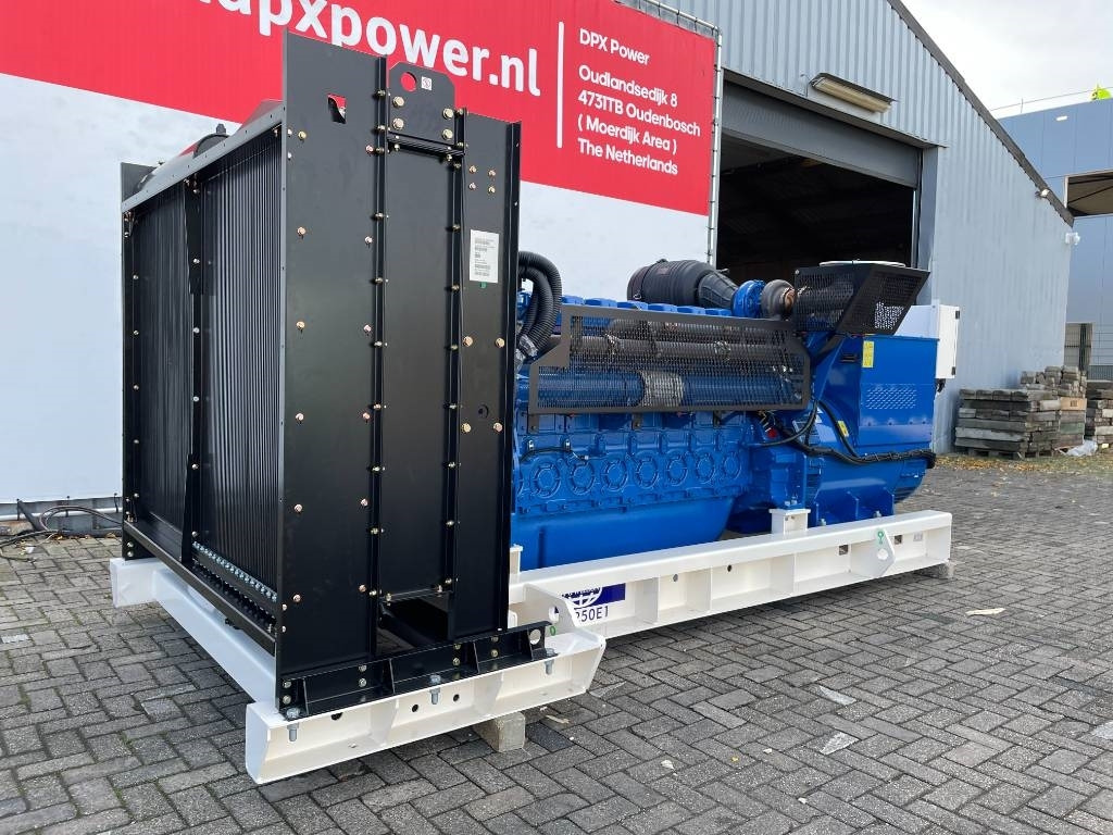 FG Wilson P1250E1 - Perkins - 1250 kVA Genset - DPX-16028-O - ערכת גנרטורים: תמונה 2 FG Wilson P1250E1 - Perkins - 1250 kVA Genset - DPX-16028-O - ערכת גנרטורים: תמונה 2