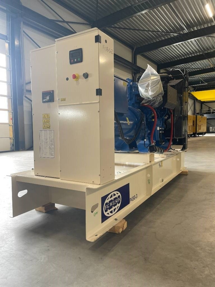 FG Wilson P450-3 - 450 kVA Open Genset - DPX-16018-O - ערכת גנרטורים: תמונה 3 FG Wilson P450-3 - 450 kVA Open Genset - DPX-16018-O - ערכת גנרטורים: תמונה 3