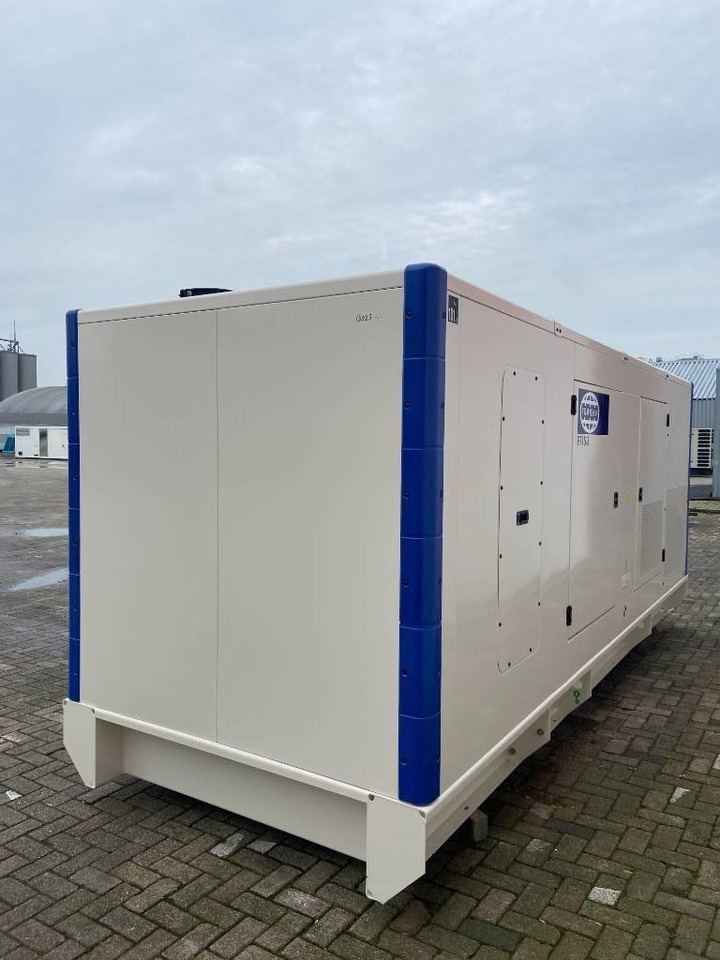 FG Wilson P715-3 - 715 kVA Genset - DPX-16023 - ערכת גנרטורים: תמונה 3 FG Wilson P715-3 - 715 kVA Genset - DPX-16023 - ערכת גנרטורים: תמונה 3