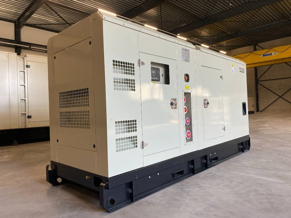 Hyundai P086TI - 220 kVA Generator - DPX-19852  - ערכת גנרטורים: תמונה 2 Hyundai P086TI - 220 kVA Generator - DPX-19852  - ערכת גנרטורים: תמונה 2