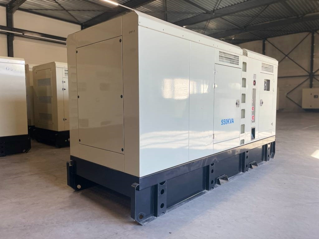 Iveco CR13TE7W - 550 kVA Generator - DPX-19797 - ערכת גנרטורים: תמונה 2 Iveco CR13TE7W - 550 kVA Generator - DPX-19797 - ערכת גנרטורים: תמונה 2