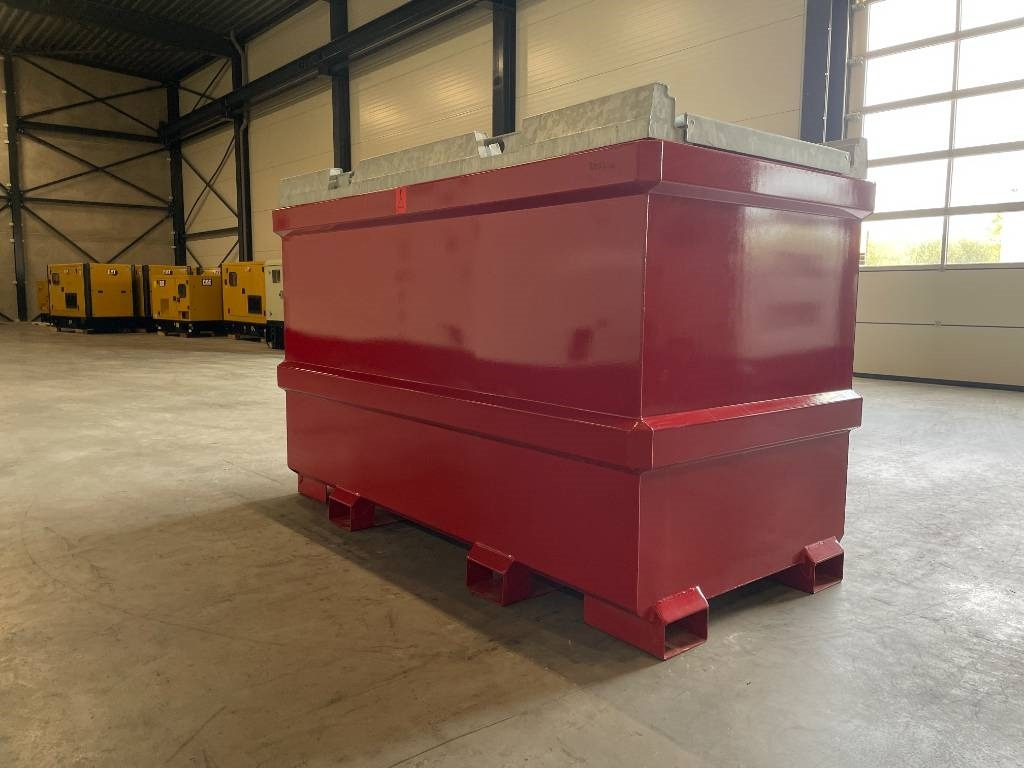 New Diesel Fuel Tank 2.200 Liter - DPX-31023 - מכל אחסון: תמונה 3 New Diesel Fuel Tank 2.200 Liter - DPX-31023 - מכל אחסון: תמונה 3