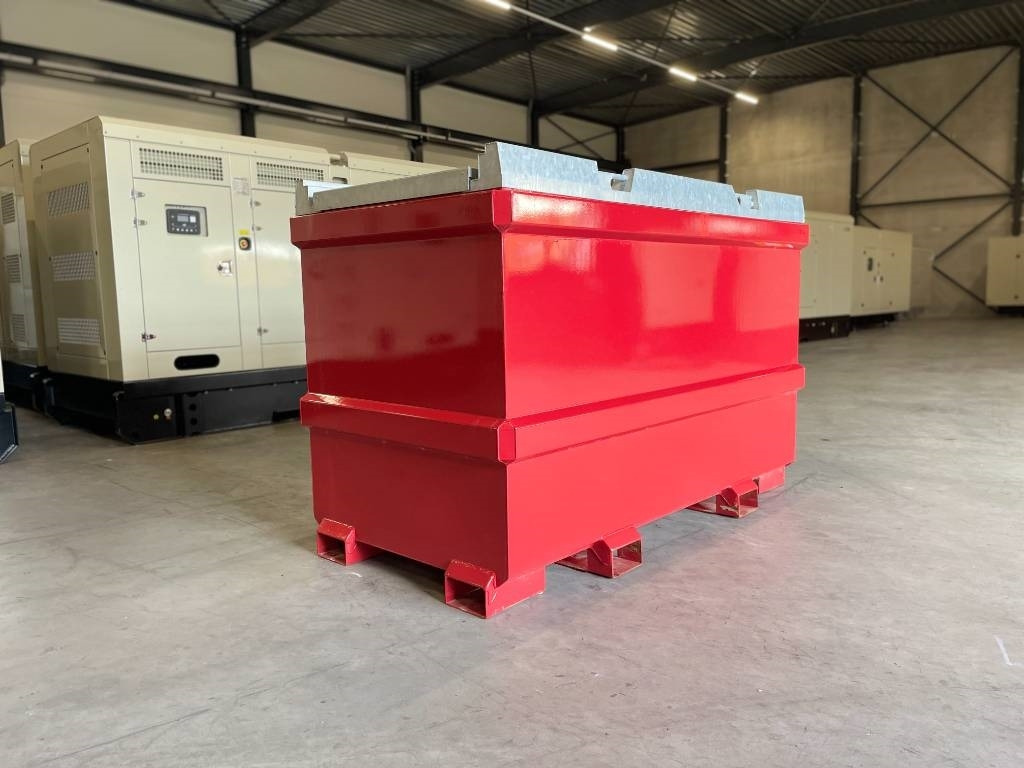 New Diesel Fuel Tank 2.200 Liter - DPX-31023 - מכל אחסון: תמונה 2 New Diesel Fuel Tank 2.200 Liter - DPX-31023 - מכל אחסון: תמונה 2