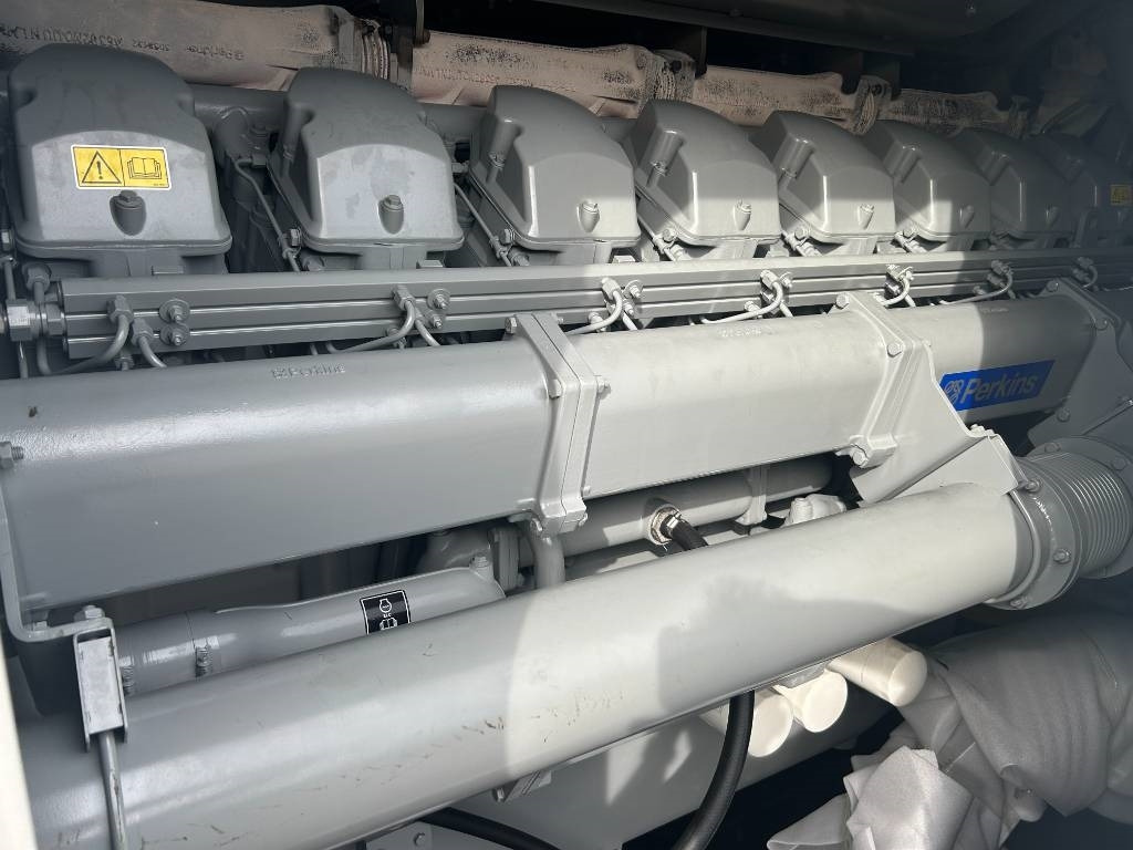 Perkins 4016-TAG2A - 2.200 kVA Generator - DPX-19826 - ערכת גנרטורים: תמונה 4 Perkins 4016-TAG2A - 2.200 kVA Generator - DPX-19826 - ערכת גנרטורים: תמונה 4