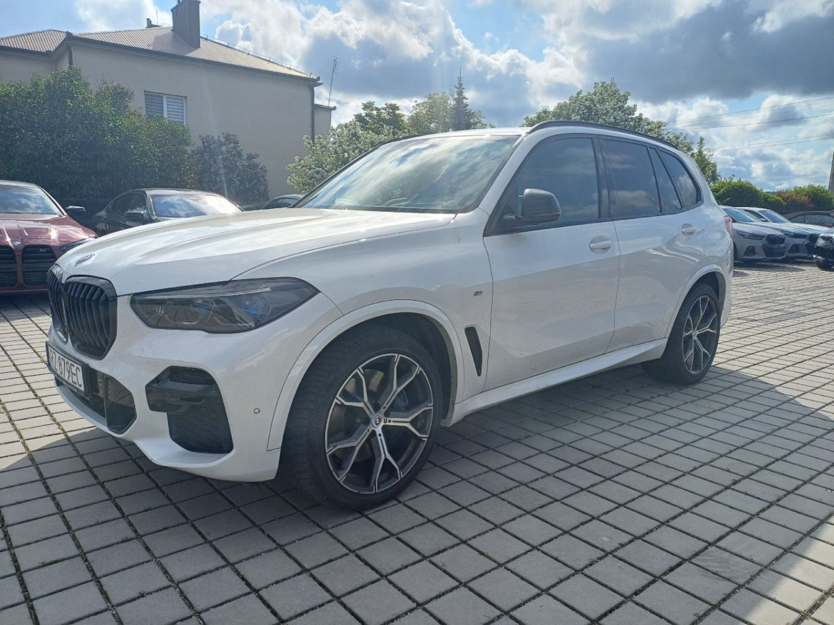 BMW X5 SUV - SUV: תמונה 2 BMW X5 SUV - SUV: תמונה 2