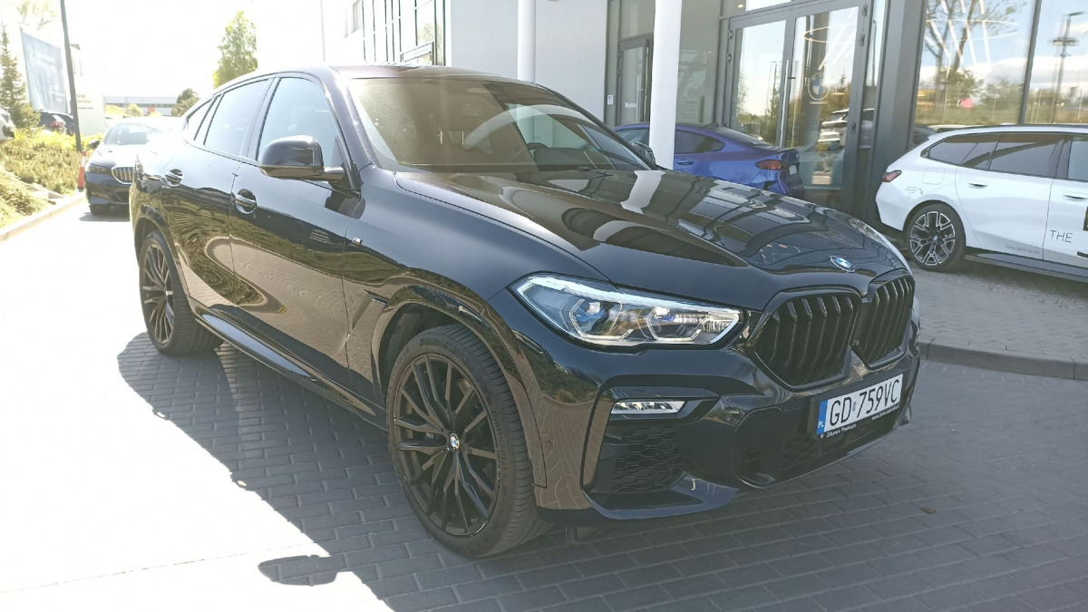 BMW X6 M50i SUV - SUV: תמונה 1 BMW X6 M50i SUV - SUV: תמונה 1