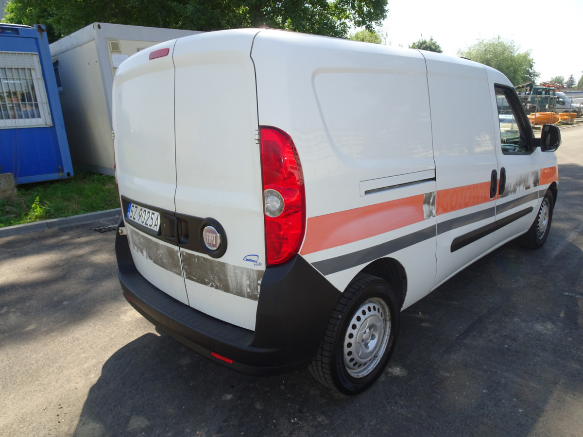 FIAT DOBLO FURGON BLASZAK - כלי רכב מסחרי עם לוח: תמונה 3 FIAT DOBLO FURGON BLASZAK - כלי רכב מסחרי עם לוח: תמונה 3