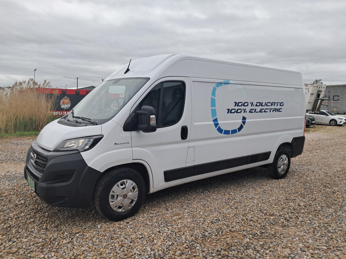 FIAT DUCATO FURGON BLASZAK - כלי רכב מסחרי עם לוח, כלי רכב מסחרי חשמלי: תמונה 2 FIAT DUCATO FURGON BLASZAK - כלי רכב מסחרי עם לוח, כלי רכב מסחרי חשמלי: תמונה 2