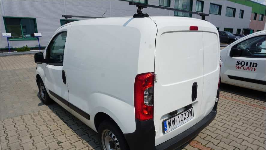 FIAT FIORINO FURGON BLASZAK - כלי רכב מסחרי עם לוח: תמונה 4 FIAT FIORINO FURGON BLASZAK - כלי רכב מסחרי עם לוח: תמונה 4