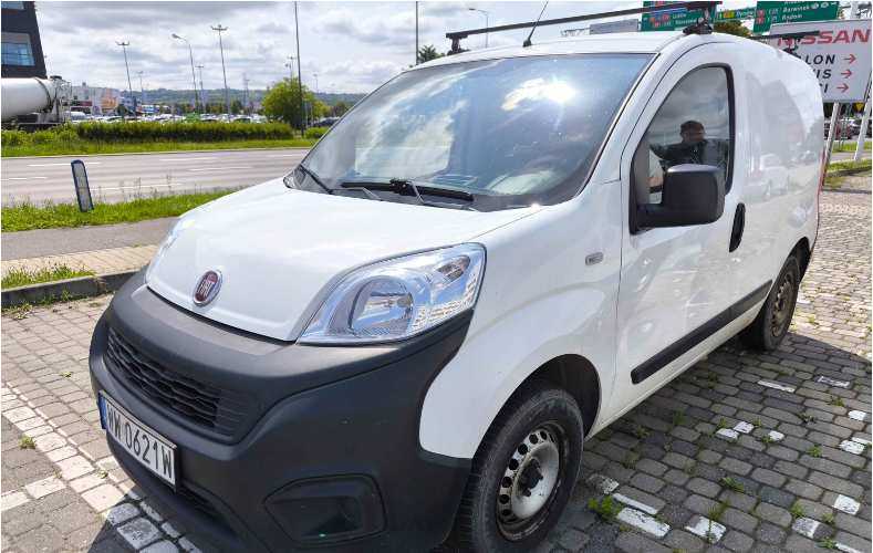 FIAT FIORINO FURGON BLASZAK - כלי רכב מסחרי עם לוח: תמונה 2 FIAT FIORINO FURGON BLASZAK - כלי רכב מסחרי עם לוח: תמונה 2
