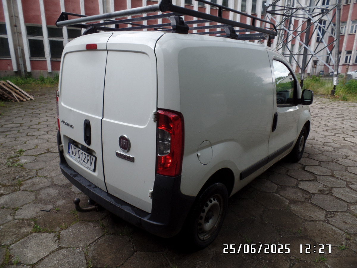 FIAT FIORINO FURGON BLASZAK - כלי רכב מסחרי עם לוח: תמונה 5 FIAT FIORINO FURGON BLASZAK - כלי רכב מסחרי עם לוח: תמונה 5