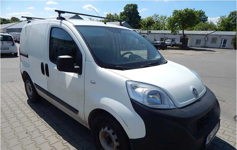 כלי רכב מסחרי עם לוח FIAT FIORINO FURGON BLASZAK: תמונה 1