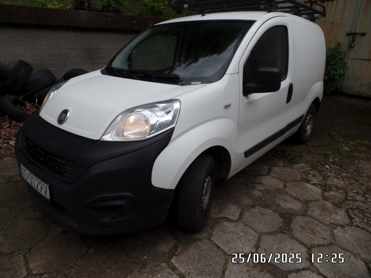 FIAT FIORINO FURGON BLASZAK - כלי רכב מסחרי עם לוח: תמונה 2 FIAT FIORINO FURGON BLASZAK - כלי רכב מסחרי עם לוח: תמונה 2