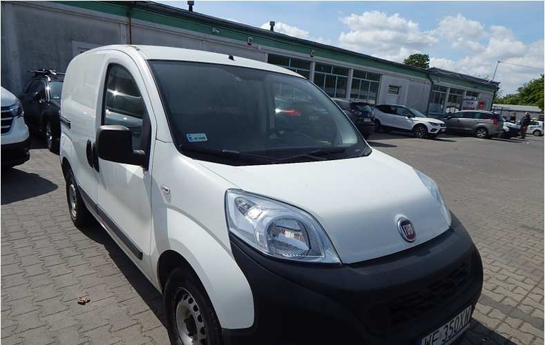 FIAT FIORINO FURGON BLASZAK - כלי רכב מסחרי עם לוח: תמונה 1 FIAT FIORINO FURGON BLASZAK - כלי רכב מסחרי עם לוח: תמונה 1