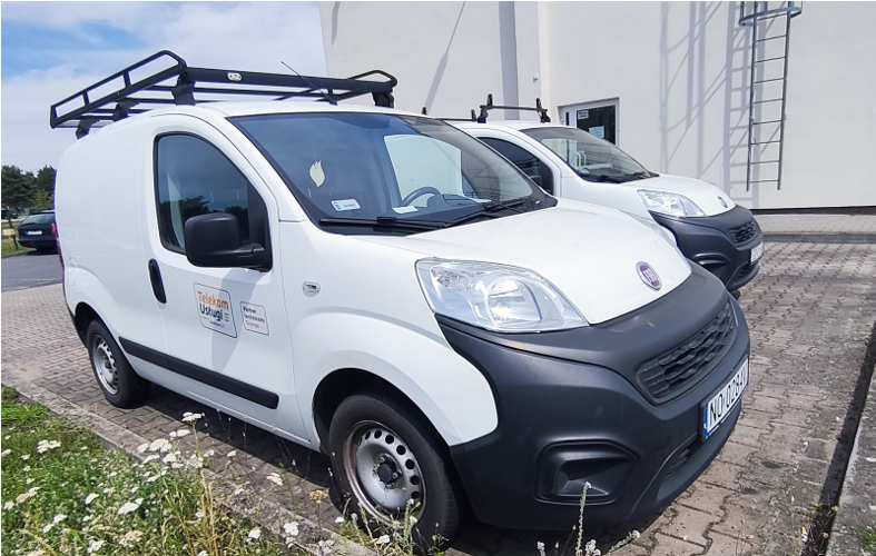 FIAT FIORINO FURGON BLASZAK - כלי רכב מסחרי עם לוח: תמונה 1 FIAT FIORINO FURGON BLASZAK - כלי רכב מסחרי עם לוח: תמונה 1