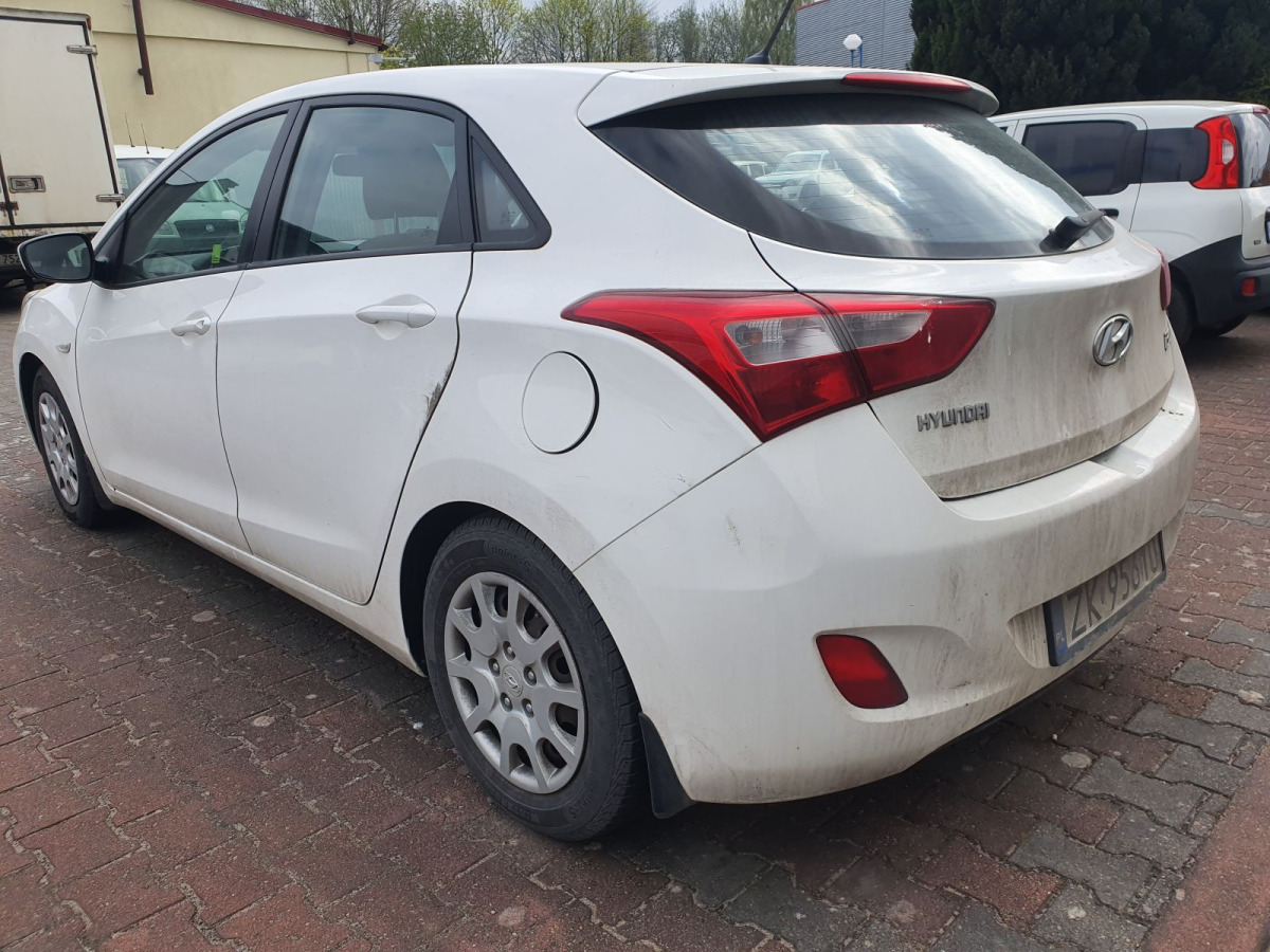 HYUNDAI I30 HATCHBACK - האצ'בק: תמונה 3 HYUNDAI I30 HATCHBACK - האצ'בק: תמונה 3