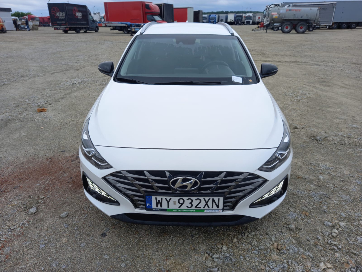 HYUNDAI I30 KOMBI - מכונית: תמונה 2 HYUNDAI I30 KOMBI - מכונית: תמונה 2