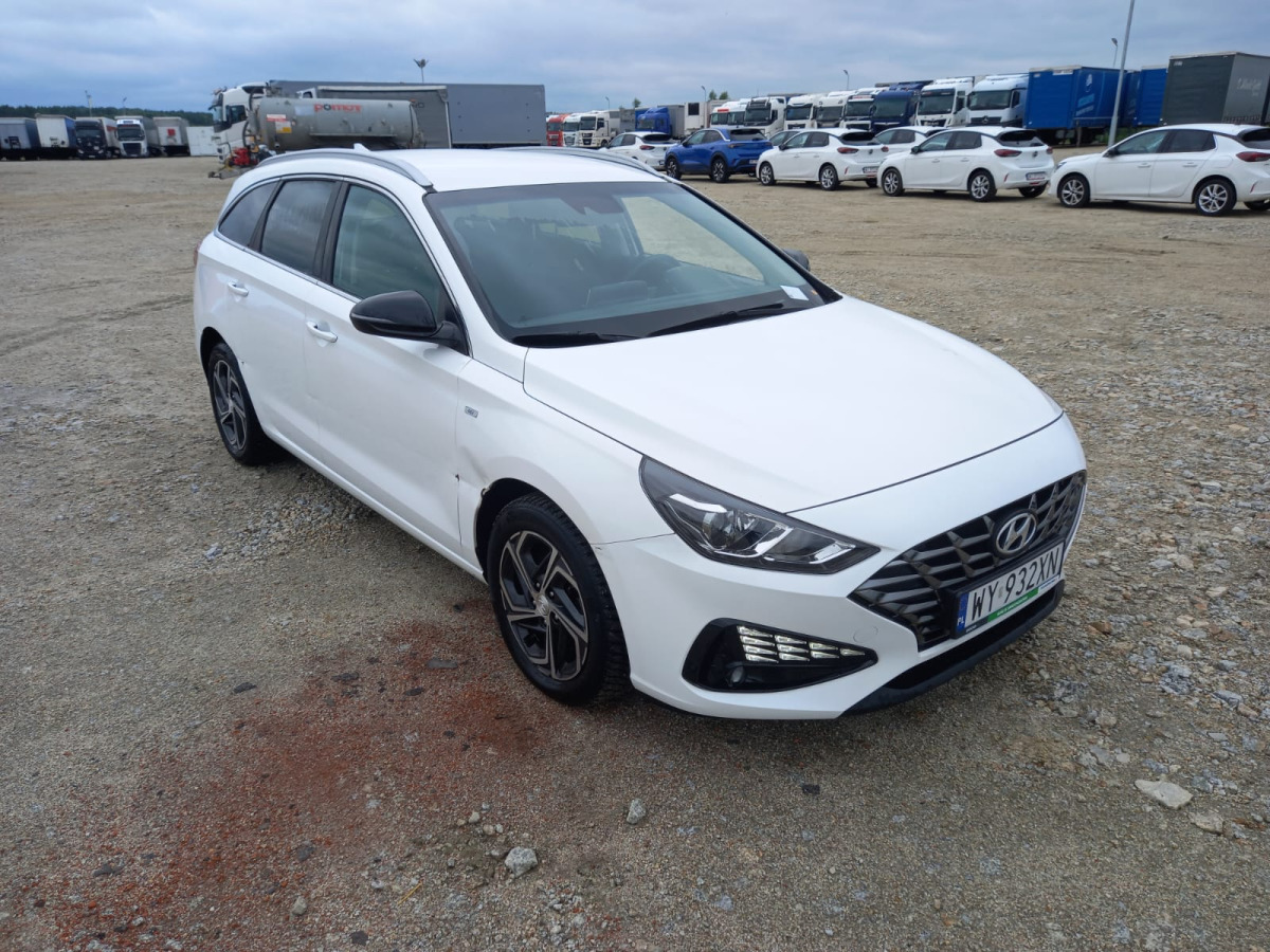 HYUNDAI I30 KOMBI - מכונית: תמונה 1 HYUNDAI I30 KOMBI - מכונית: תמונה 1