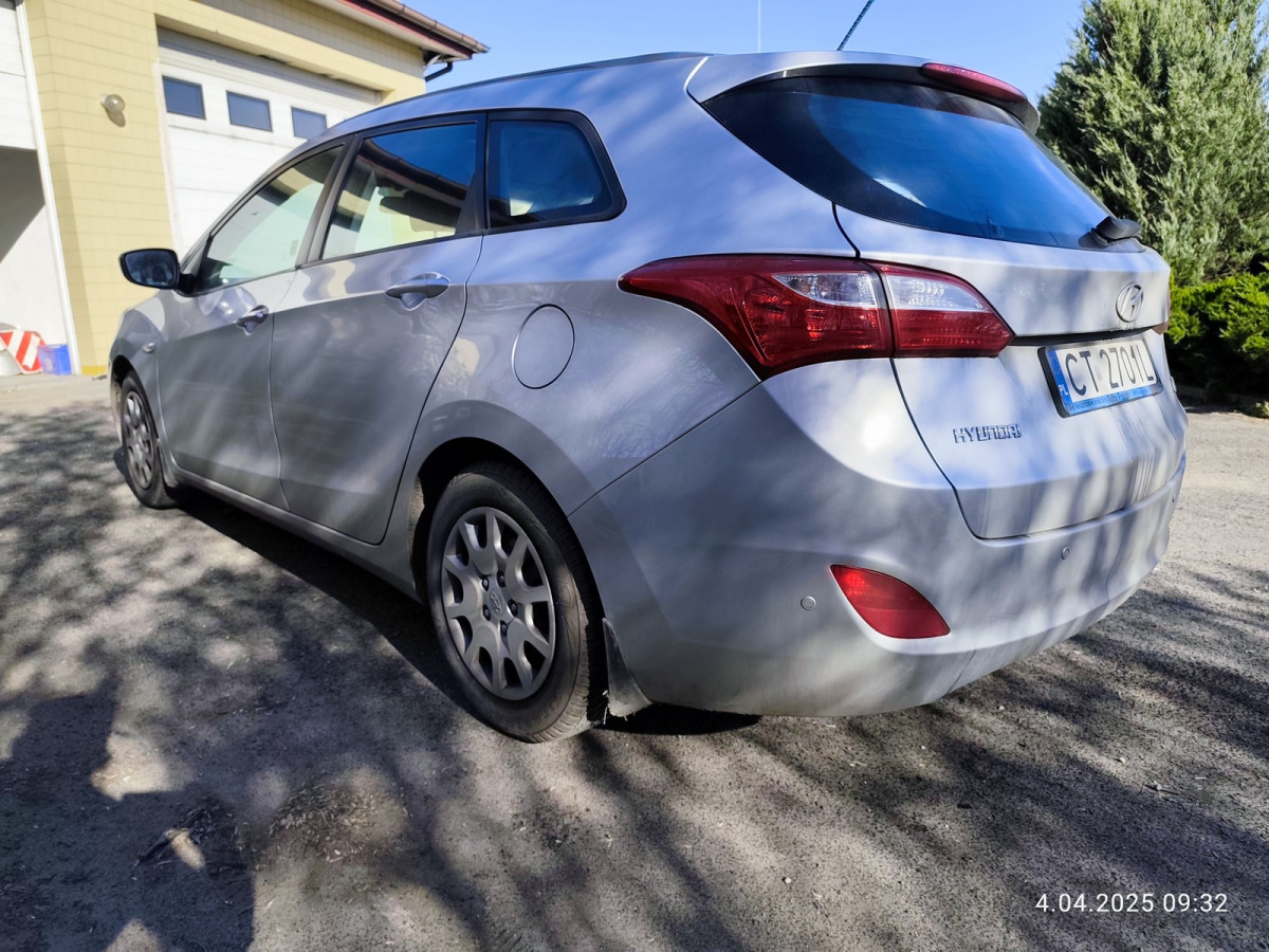 HYUNDAI I30 KOMBI - מכונית: תמונה 3 HYUNDAI I30 KOMBI - מכונית: תמונה 3