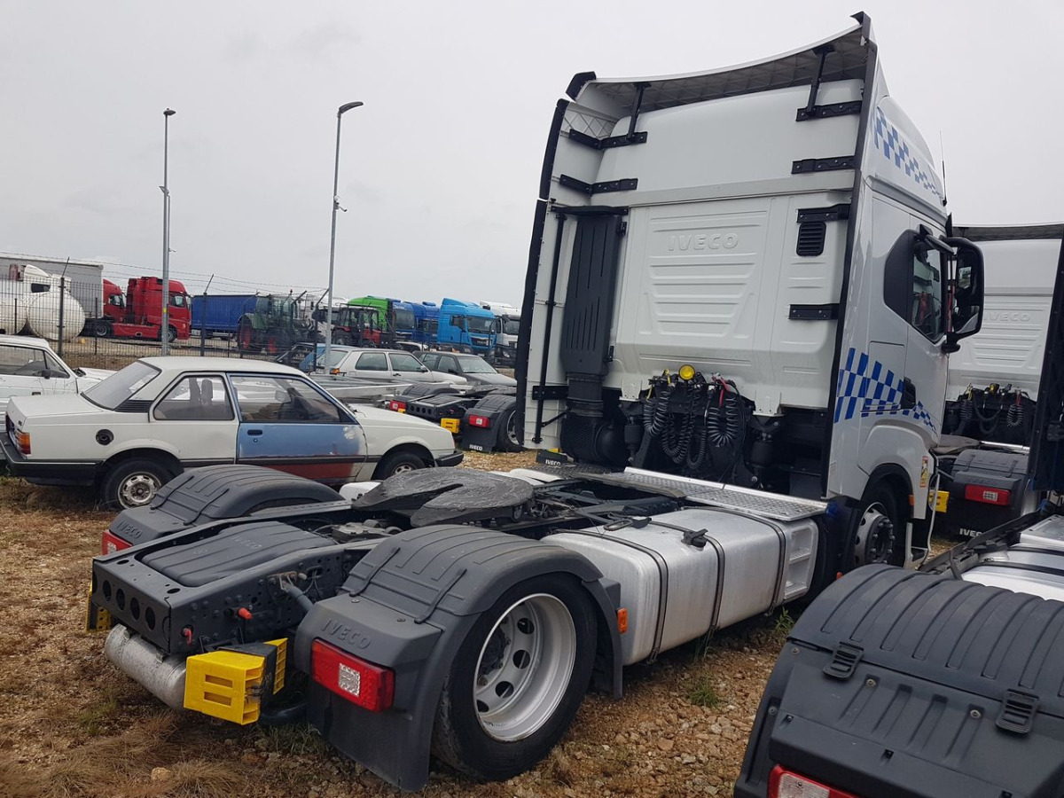 IVECO AS440ST/FP LT CIĄGNIK SIODŁOWY - יחידת טרקטור: תמונה 5 IVECO AS440ST/FP LT CIĄGNIK SIODŁOWY - יחידת טרקטור: תמונה 5