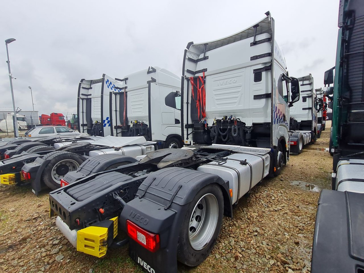 IVECO AS440ST/FP LT CIĄGNIK SIODŁOWY - יחידת טרקטור: תמונה 4 IVECO AS440ST/FP LT CIĄGNIK SIODŁOWY - יחידת טרקטור: תמונה 4