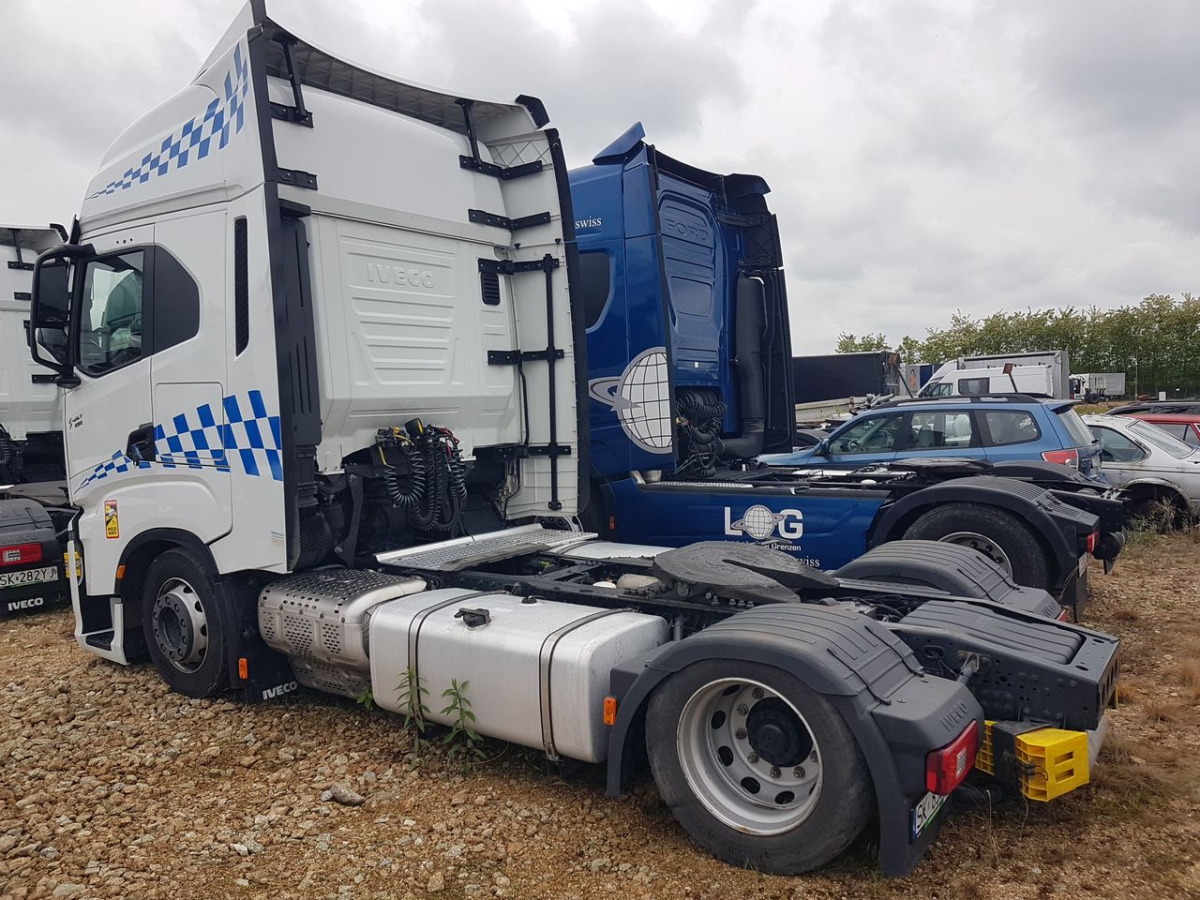 IVECO AS440ST/FP LT CIĄGNIK SIODŁOWY - יחידת טרקטור: תמונה 4 IVECO AS440ST/FP LT CIĄGNIK SIODŁOWY - יחידת טרקטור: תמונה 4