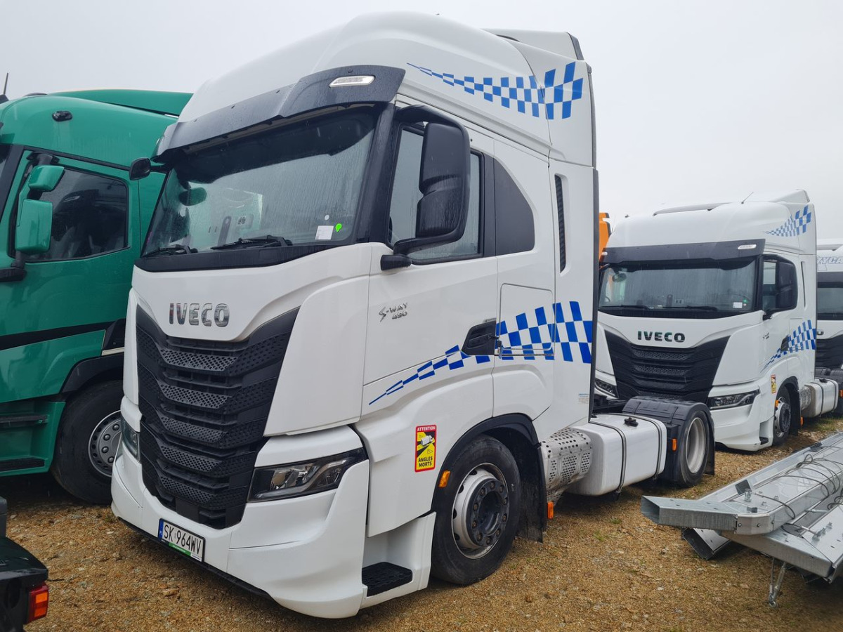 IVECO AS440ST/FP LT CIĄGNIK SIODŁOWY - יחידת טרקטור: תמונה 2 IVECO AS440ST/FP LT CIĄGNIK SIODŁOWY - יחידת טרקטור: תמונה 2