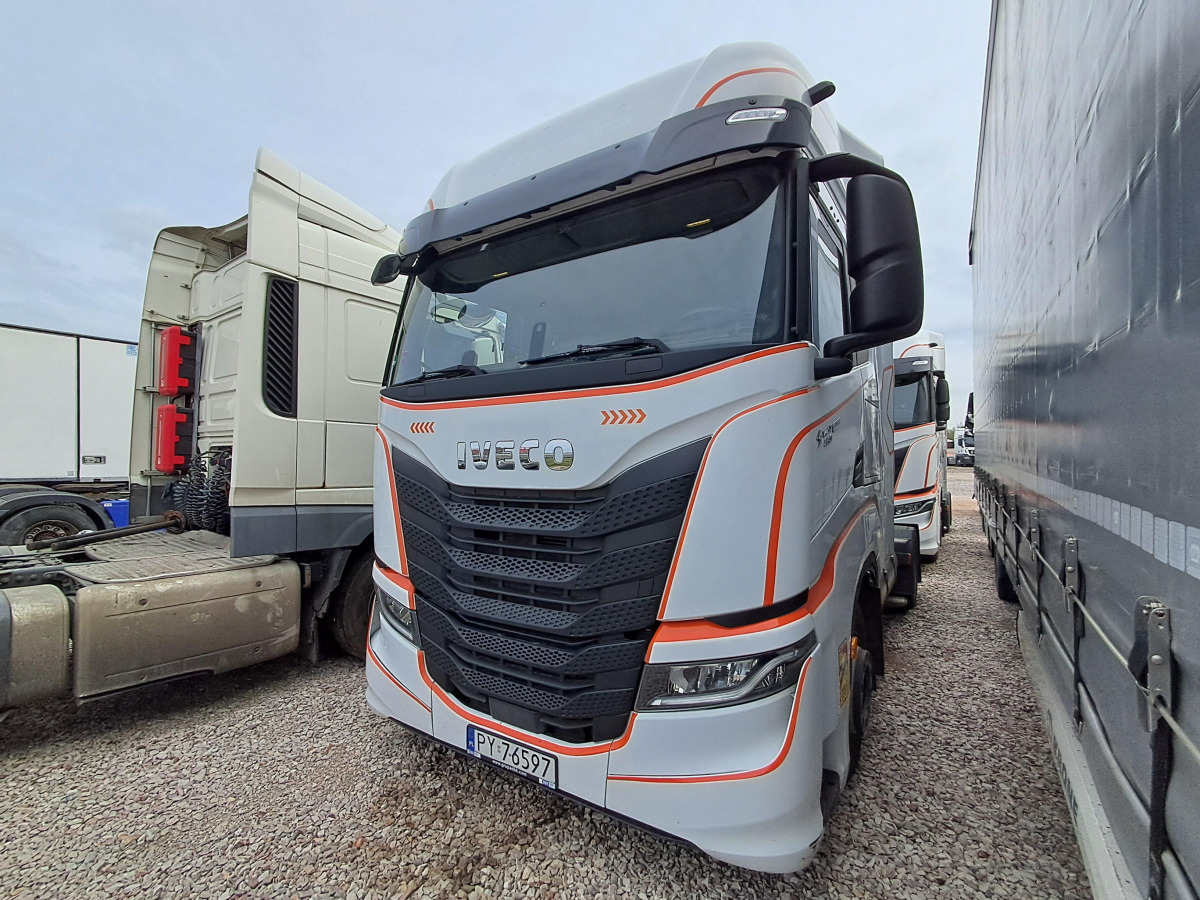 IVECO AS440ST/FP LT LNG CIĄGNIK SIODŁOWY - יחידת טרקטור: תמונה 3 IVECO AS440ST/FP LT LNG CIĄGNIK SIODŁOWY - יחידת טרקטור: תמונה 3