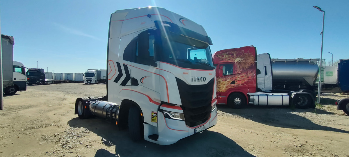 IVECO AS440ST/FP LT LNG CIĄGNIK SIODŁOWY - יחידת טרקטור: תמונה 1 IVECO AS440ST/FP LT LNG CIĄGNIK SIODŁOWY - יחידת טרקטור: תמונה 1