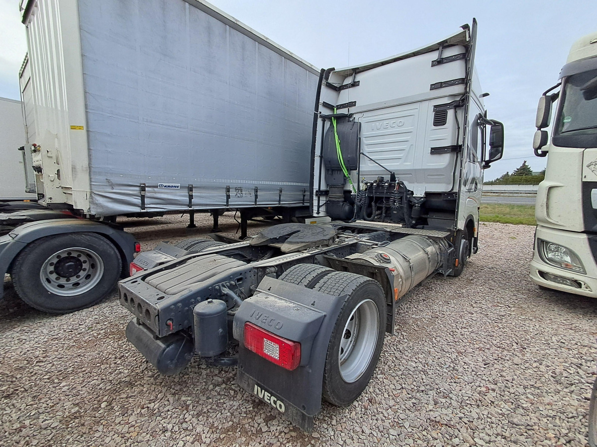 IVECO AS440ST/FP LT LNG CIĄGNIK SIODŁOWY - יחידת טרקטור: תמונה 4 IVECO AS440ST/FP LT LNG CIĄGNIK SIODŁOWY - יחידת טרקטור: תמונה 4