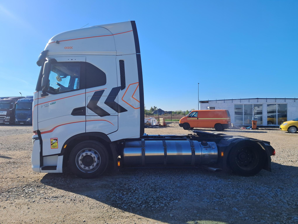 IVECO AS440ST/FP LT LNG CIĄGNIK SIODŁOWY - יחידת טרקטור: תמונה 4 IVECO AS440ST/FP LT LNG CIĄGNIK SIODŁOWY - יחידת טרקטור: תמונה 4