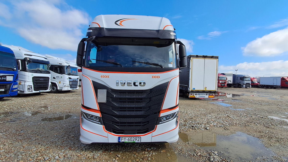 IVECO AS440ST/FP LT LNG CIĄGNIK SIODŁOWY - יחידת טרקטור: תמונה 2 IVECO AS440ST/FP LT LNG CIĄGNIK SIODŁOWY - יחידת טרקטור: תמונה 2