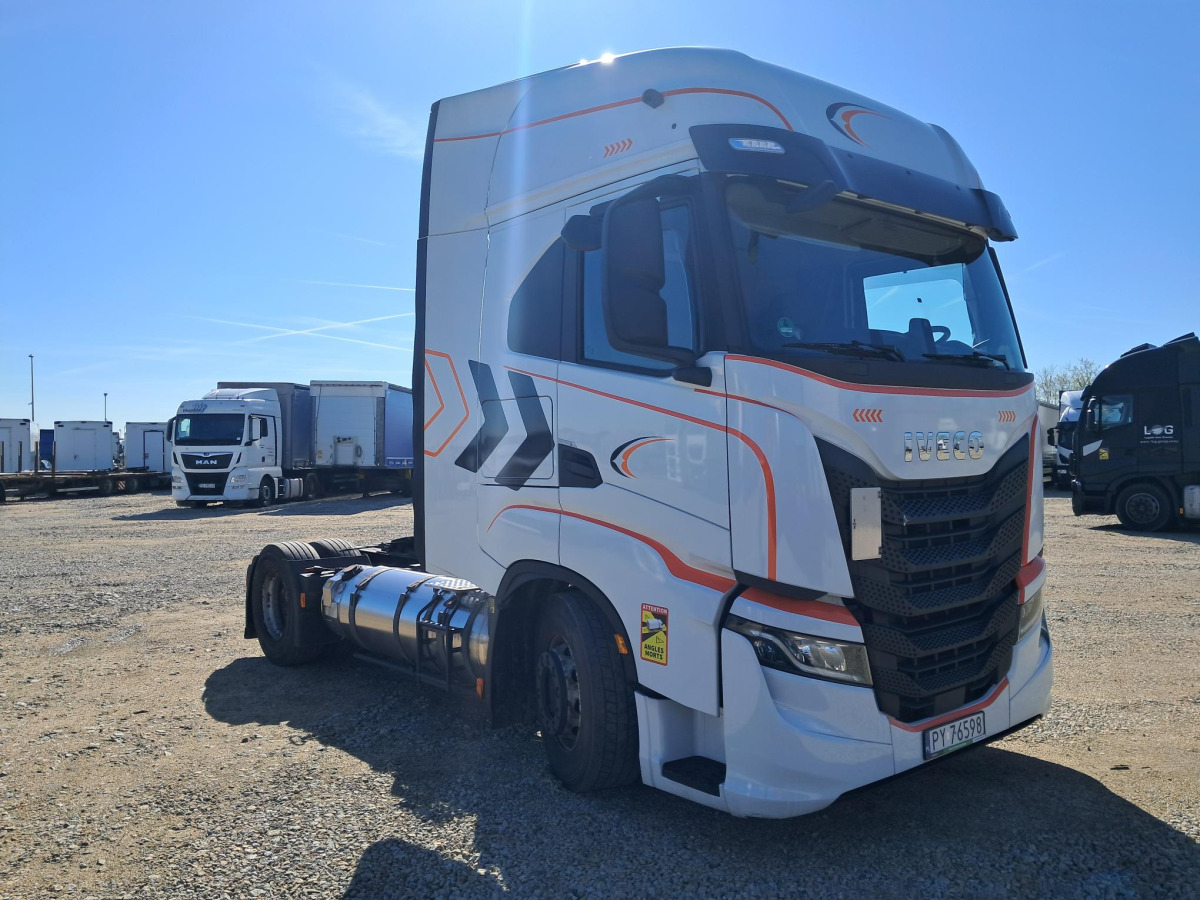 IVECO AS440ST/FP LT LNG CIĄGNIK SIODŁOWY - יחידת טרקטור: תמונה 1 IVECO AS440ST/FP LT LNG CIĄGNIK SIODŁOWY - יחידת טרקטור: תמונה 1