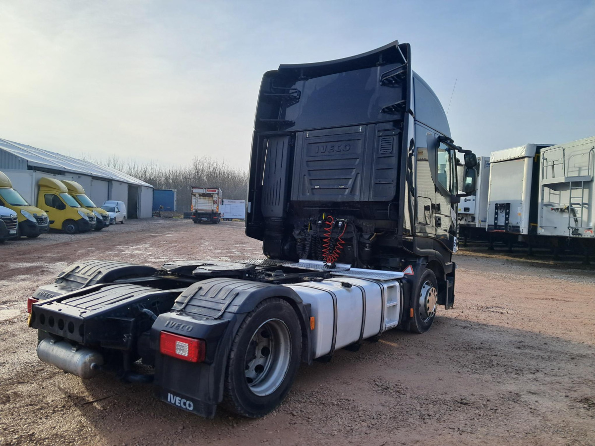 IVECO AS440T/ FP LT CIĄGNIK SIODŁOWY - יחידת טרקטור: תמונה 4 IVECO AS440T/ FP LT CIĄGNIK SIODŁOWY - יחידת טרקטור: תמונה 4