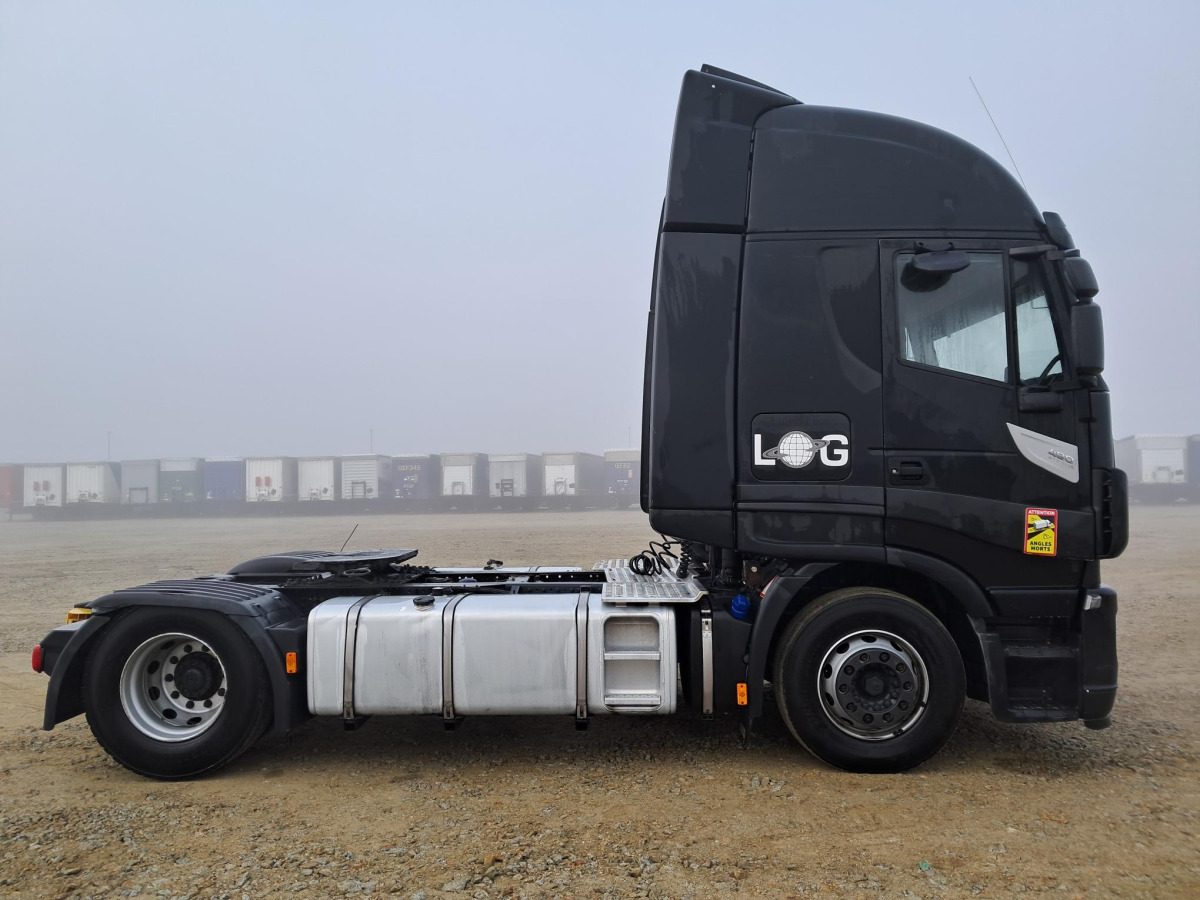 IVECO AS440T/P CIĄGNIK SIODŁOWY - יחידת טרקטור: תמונה 4 IVECO AS440T/P CIĄGNIK SIODŁOWY - יחידת טרקטור: תמונה 4