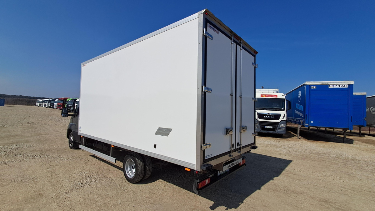 IVECO DAILY 50C18 CHŁODNIA Z AGREGATEM - משאית קירור: תמונה 5 IVECO DAILY 50C18 CHŁODNIA Z AGREGATEM - משאית קירור: תמונה 5