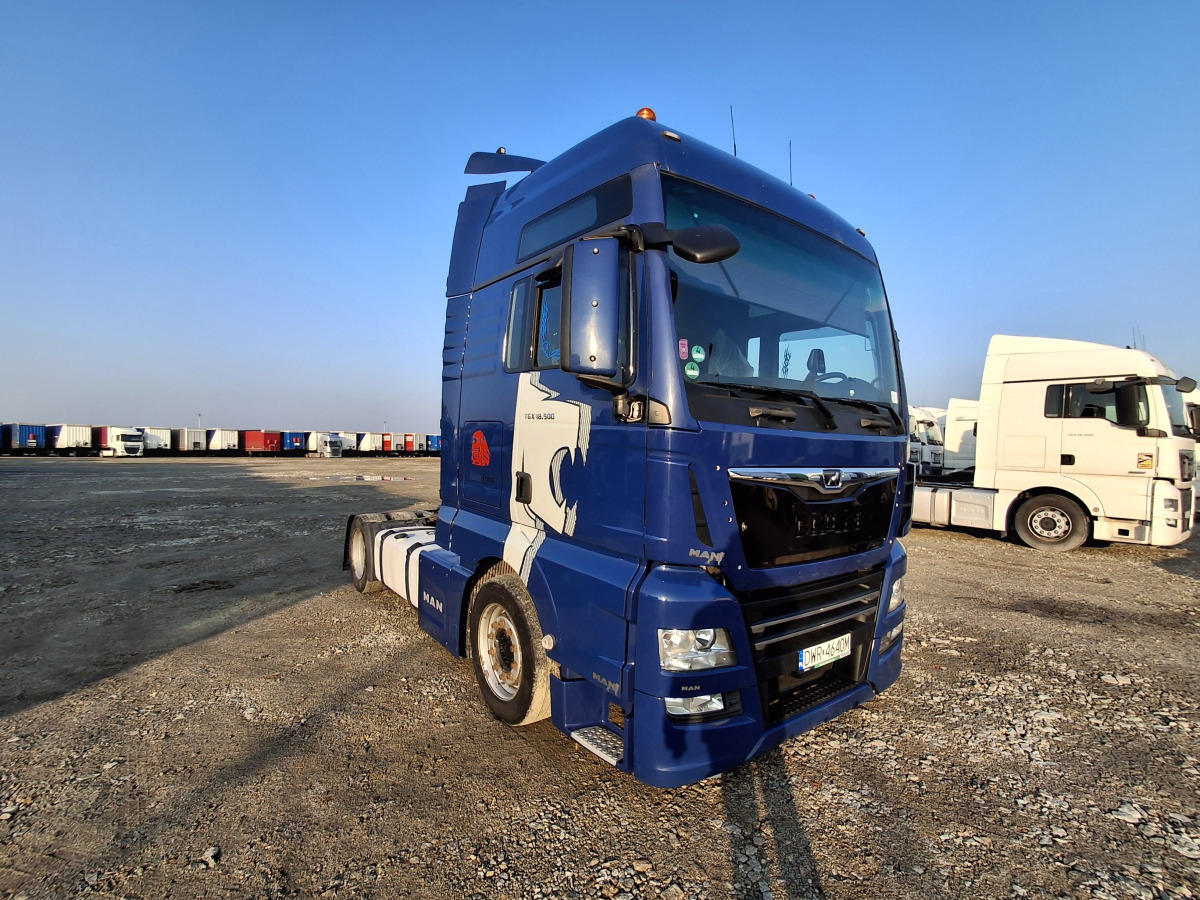 MAN TGX 18.500 CIĄGNIK SIODŁOWY - יחידת טרקטור: תמונה 1 MAN TGX 18.500 CIĄGNIK SIODŁOWY - יחידת טרקטור: תמונה 1