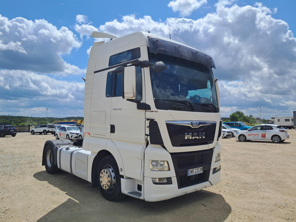 MAN TGX CIĄGNIK SIODŁOWY - יחידת טרקטור: תמונה 1 MAN TGX CIĄGNIK SIODŁOWY - יחידת טרקטור: תמונה 1