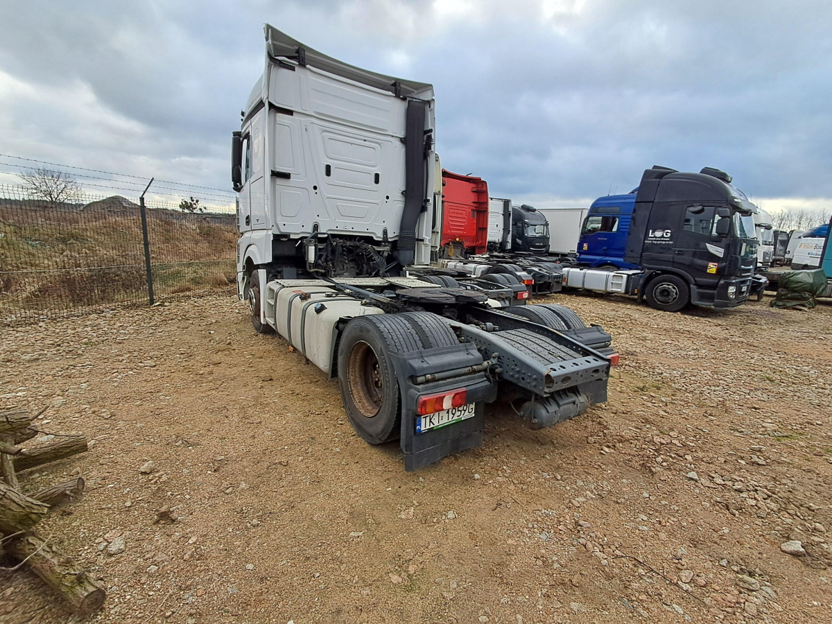 MERCEDES BENZ ACTROS CIĄGNIK SIODŁOWY - יחידת טרקטור: תמונה 4 MERCEDES BENZ ACTROS CIĄGNIK SIODŁOWY - יחידת טרקטור: תמונה 4